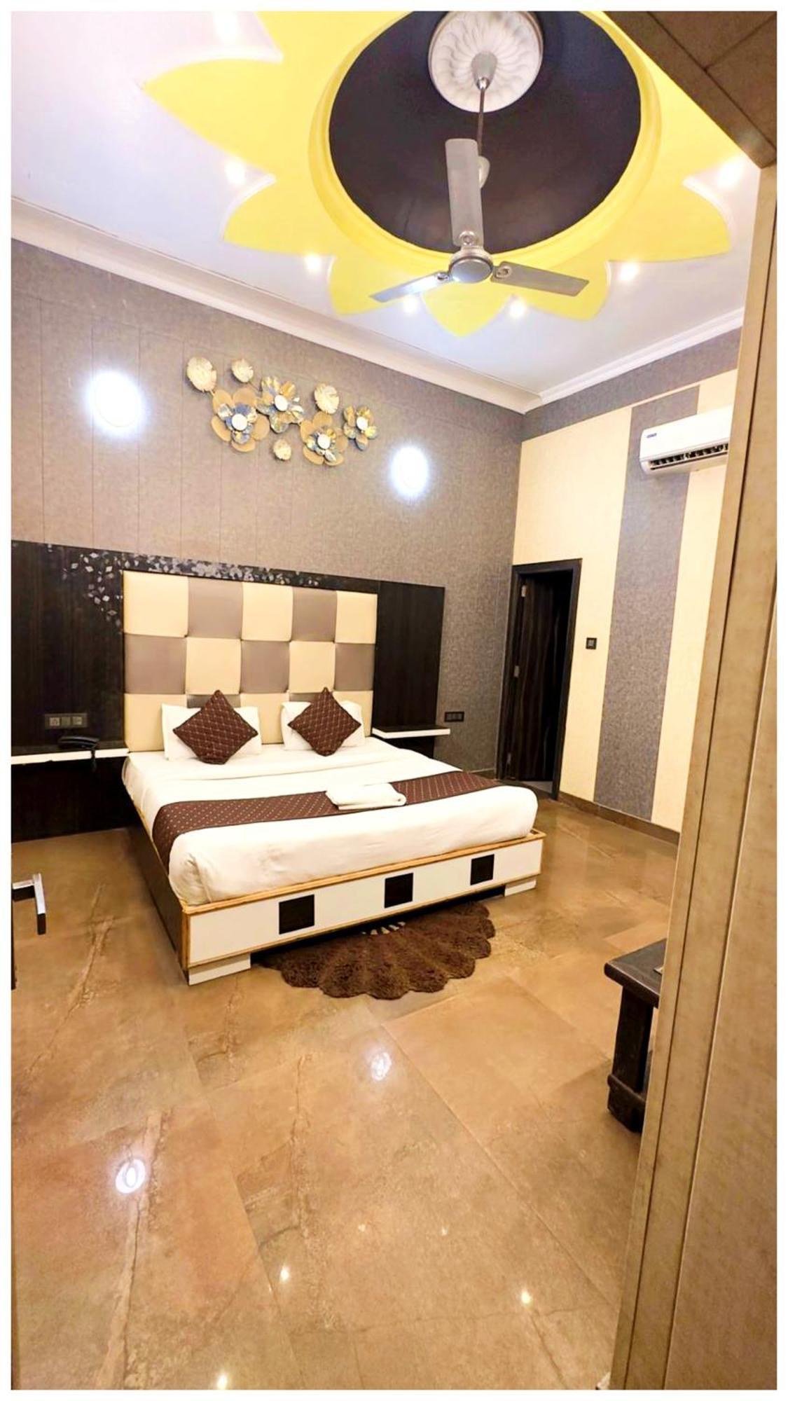 Grg Pardesi Hotel Харідвар Екстер'єр фото