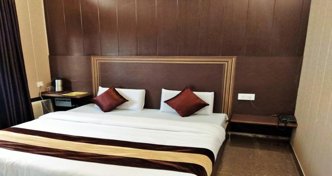 Grg Pardesi Hotel Харідвар Екстер'єр фото